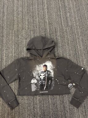 Darc Sport Black Graphic Cropped Hoodie